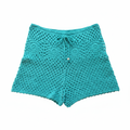 Calções de crochet Granny Square verde água da Kukini Co., detalhe colorido e confortável, exibição do padrão em crochê.