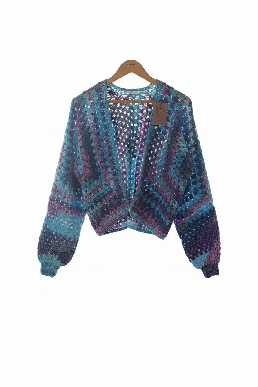 Kimono crochet fundo branco